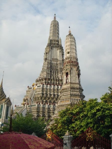 왓아룬( Wat Arun )